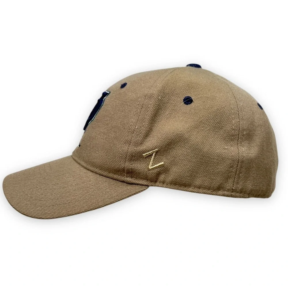 Notre Dame IRISH Hat Fitted Adult 7 Cap NCAA Logo ND Shamrock Zephyr Embroidered